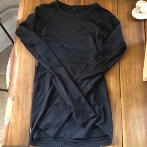 Black long sleeve swiftly